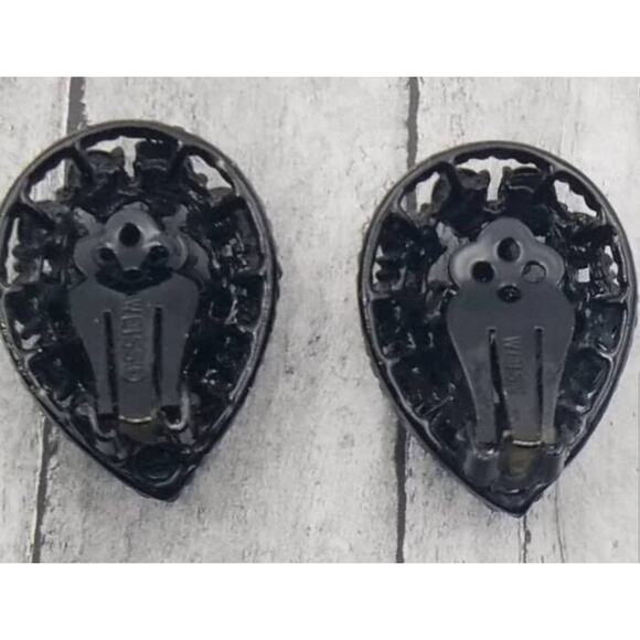 Vintage WEISS Mourning Brooch and Earrings Set  – Victorian Revival Jewelry - Picture 9 of 10